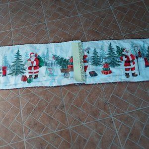 NWT CYNTHIA ROWLEY Santa Claus Holiday Christmas Table Runner 16" x 72" Beads